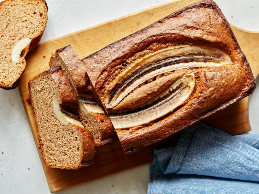 prepara un banana bread