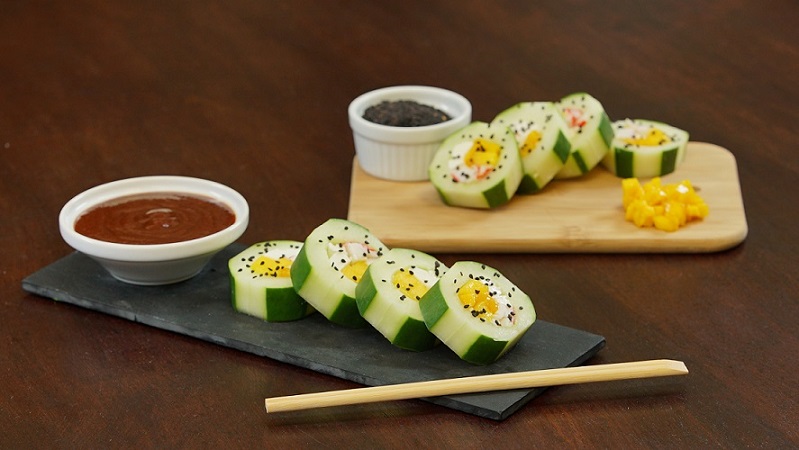 sushi roll de pepino