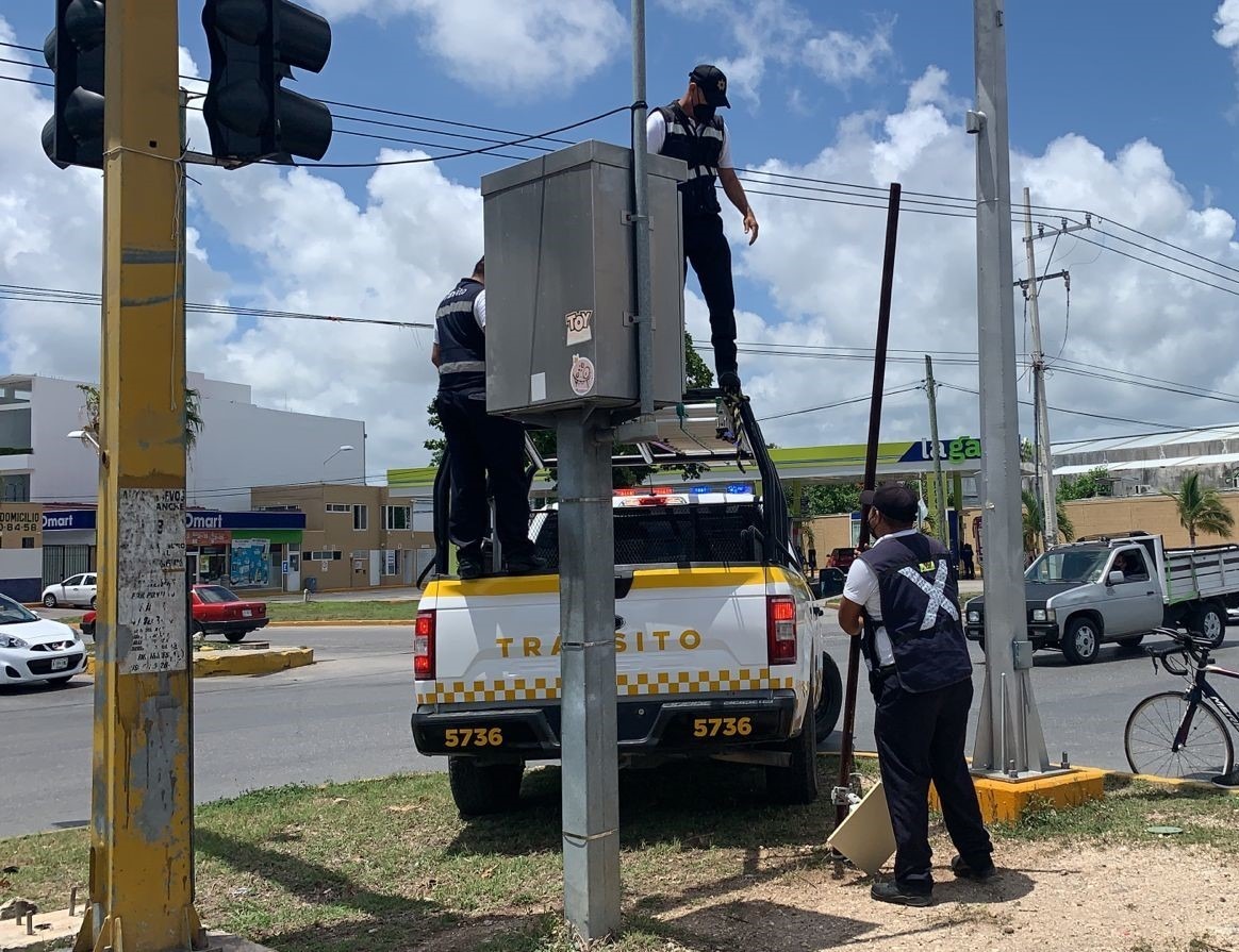 Semáforos en Cancún