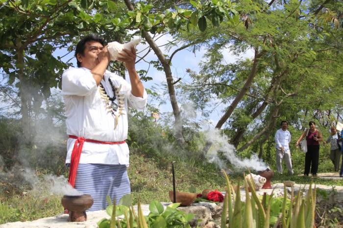 Curanderos y chamanes en la zona maya