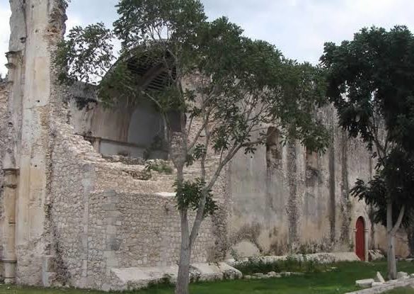 la ruta de las iglesias en Quintana Roo