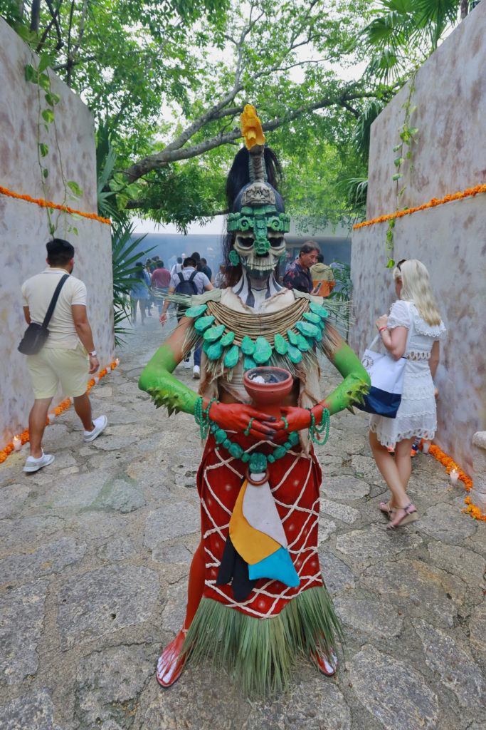 Festival de Tradiciones de Vida y Muerte